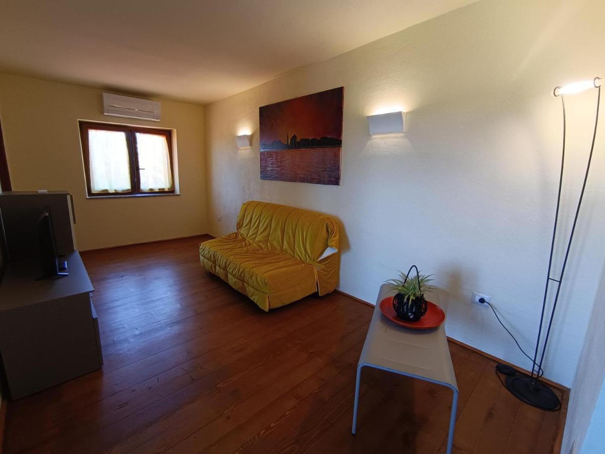 אומאג Moratto'S Apartments מראה חיצוני תמונה